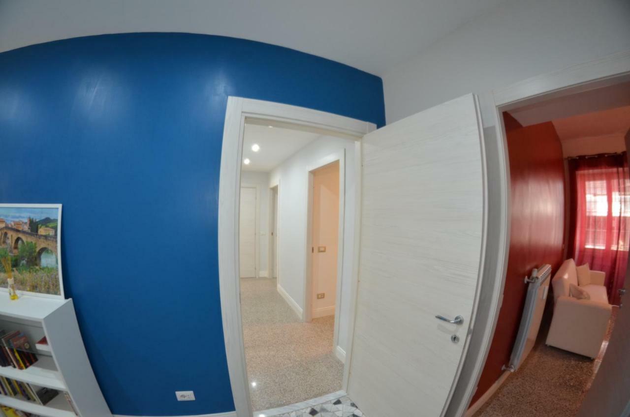 Bed&Bookofrome Apartment ภายนอก รูปภาพ